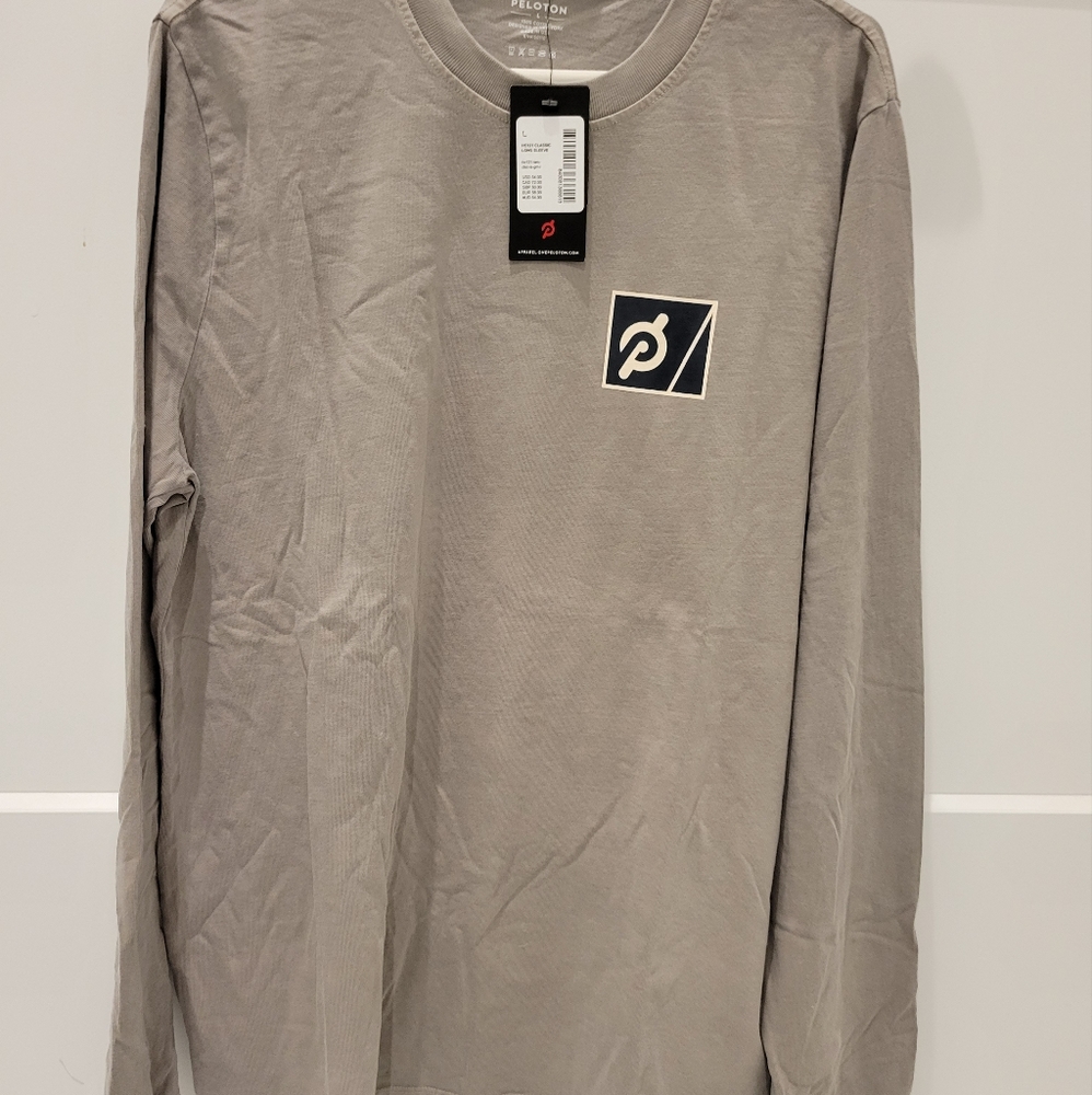 Peloton Beige Long Sleeve size Large